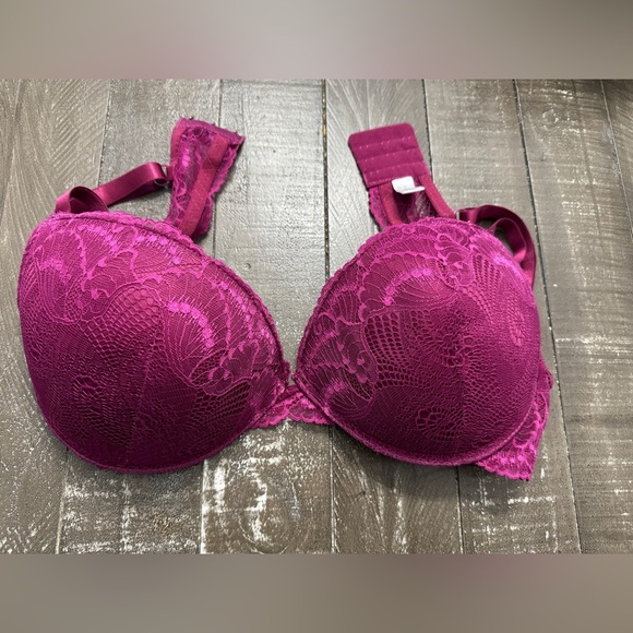 5th Avenue Intimates Lace Bra Plum Purple Size 44D Lightly Padded/Fully Lined‎ - Picture 1 of 4